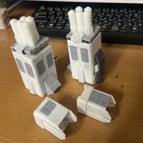 差し当たり、でっちあげギガンティックアームはこれで行こうかと、、、5本指も諦めきれないので、パイプスプリングと程よい太さのプラパイプを見つけに旅に出ようかと思いますm(_ _)m