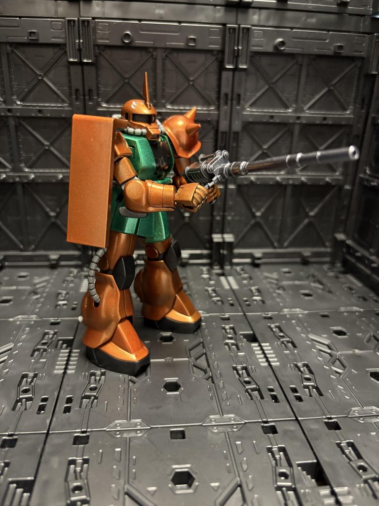 このキットの特徴、マゼラトップ砲も😁