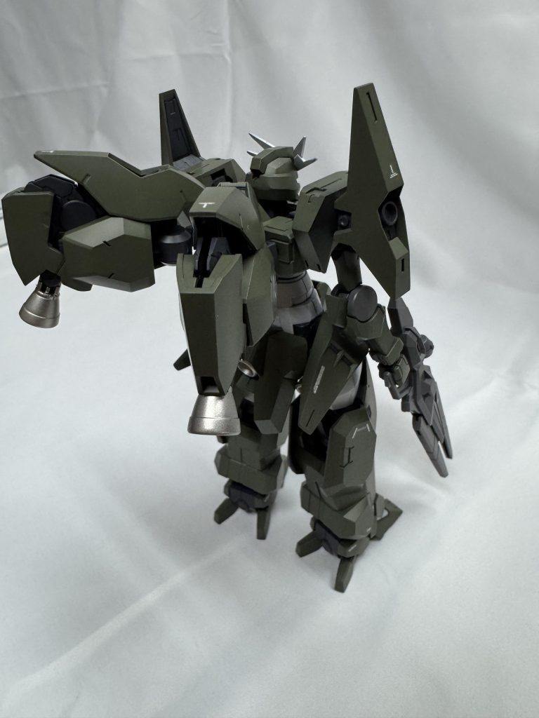 ガンダムルブリスソーン–3枚目/制作者：mt.kuro