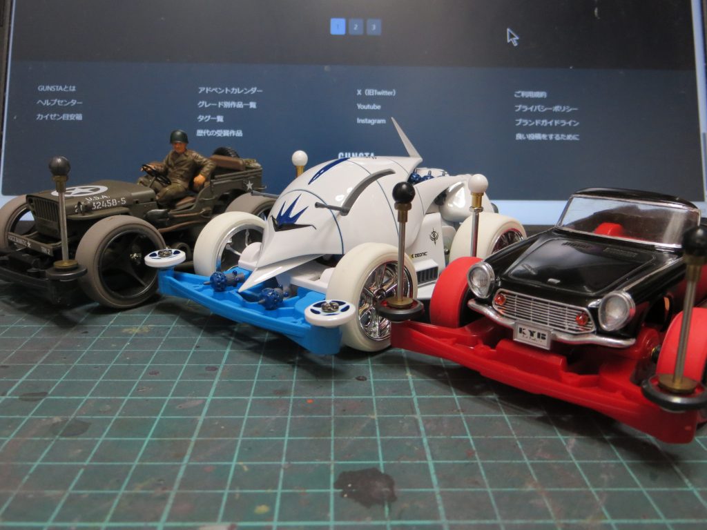 実のところ、ガンプラ触っていない期間、ミニ四駆いじってました。改造も少量、塗装も少量で割と簡単に作れていい感じです。エルメスJr.は単5電池ミニ四駆の8台目となります。