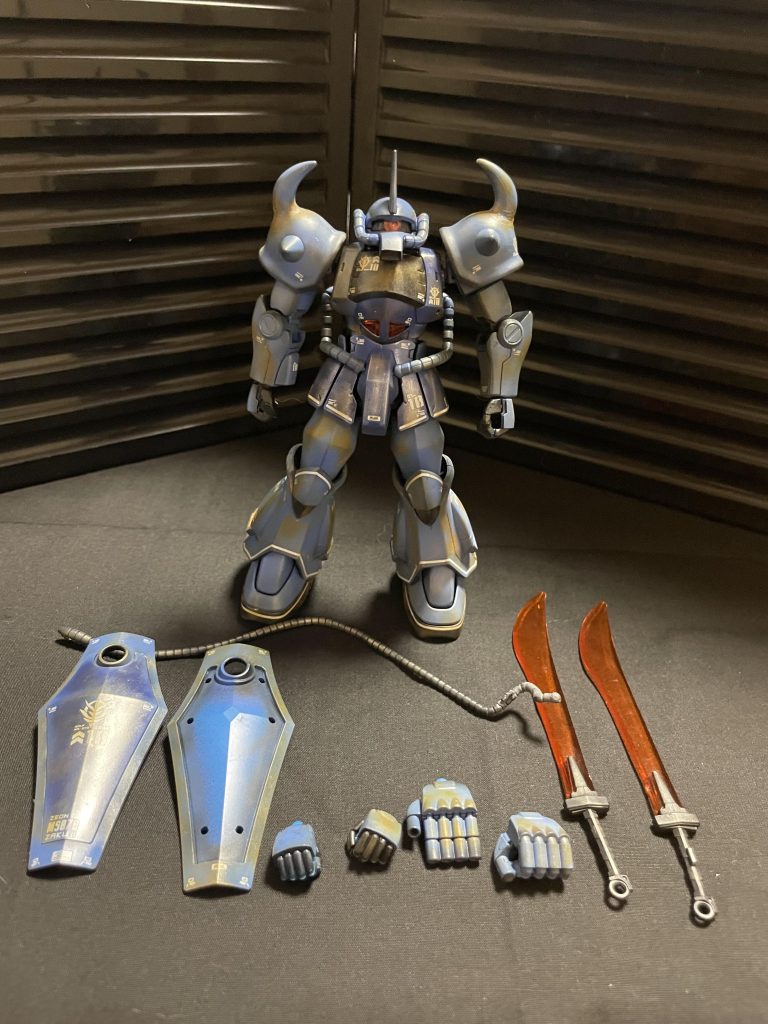 全部のパーツがこんな感じですシールドの中のパーツが最初から付いてません、使い回しかな…