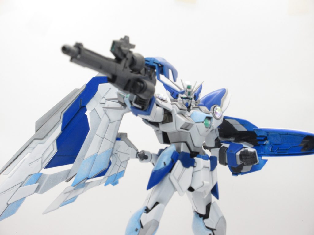 『なんだとぉ!バスターライフル発射!!』 「うおおっ!!うぐっ さすがにすごいパワーだ!」 『ともだちのことをクズよばわりするヤツはぜったいゆるさん!!』