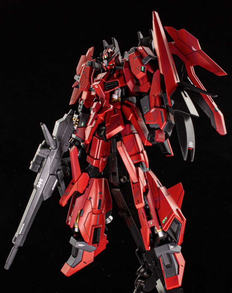 Gジェネエターナルに触れて初めてレッドゼータの存在をしり、ライトニングゼータを購入していたのでレッドゼータ風に塗装してみました。