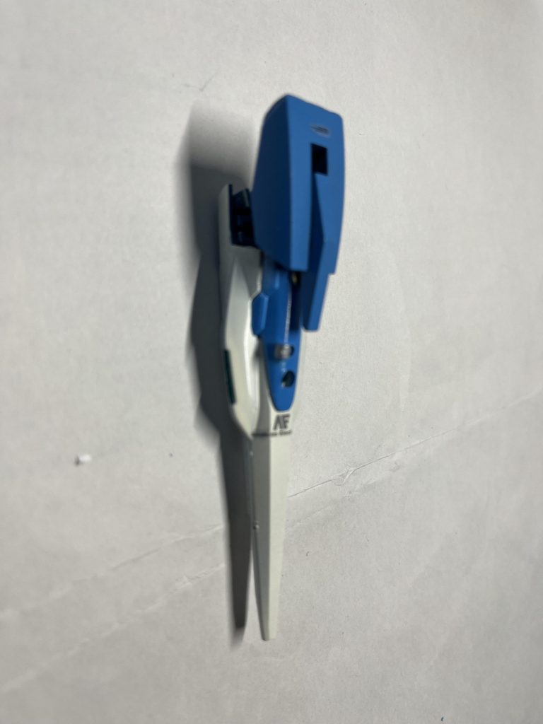 Bモードはスライドしてノーズへの流れを強調する形にしました。