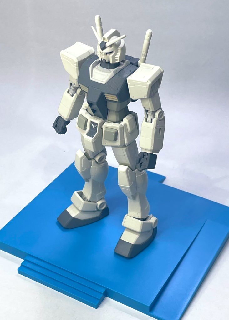 墨入れをするとジークアクス最終回のような感じから離れてしまうかとおもいこのままにしました。