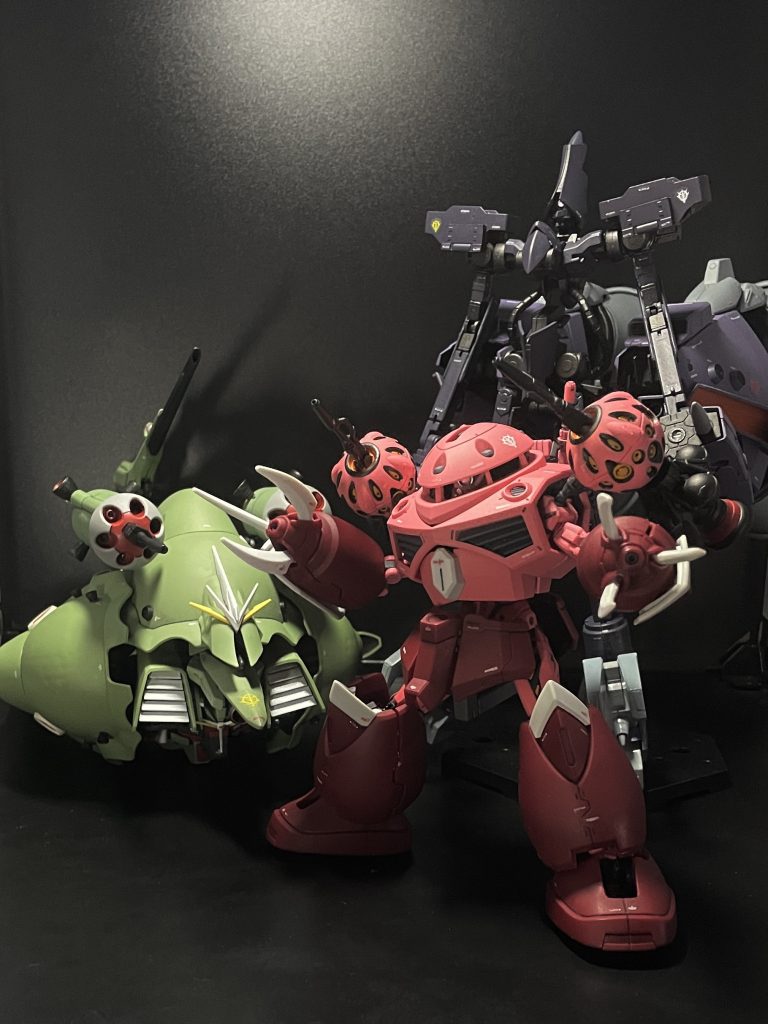 三角関係マブのシャロンの薔薇とキケロガを添えて