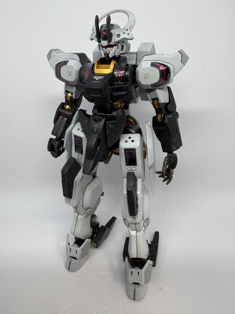 三点モールド、スジボリ、色分け、などなど、色々やりました。