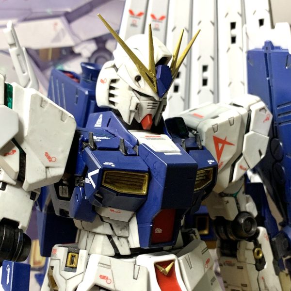 全身サイコフレームνガンダム