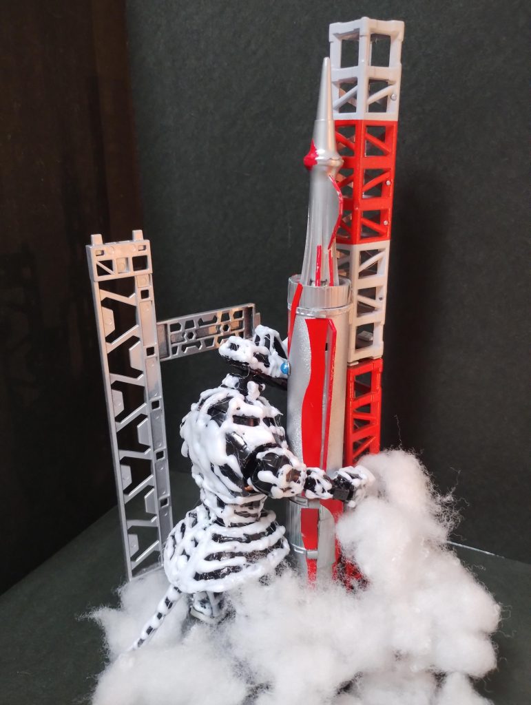 どうにかロケットにくくり付けてモビルスーツ墓場へと送るのでした。