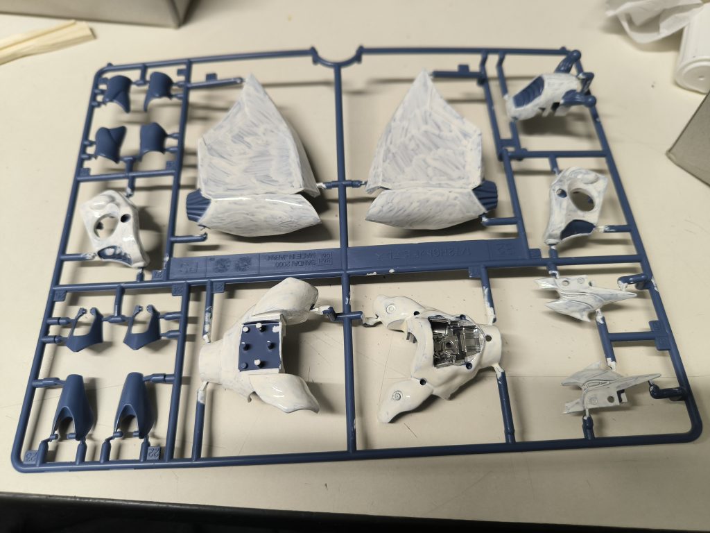 作品名：[ＨＧ-AB]とあるBANDAIのプラモデルの続き<p>とある駿河屋のUFOキャッチャーくじで取れたくじカプセルでGETしたBANDAIのプラモデル”ガｎプラ”www コックピットハッチのスモークなクリアパーツ越しに内部が分かりやすくなるかな〜〜と、コ […]</p>