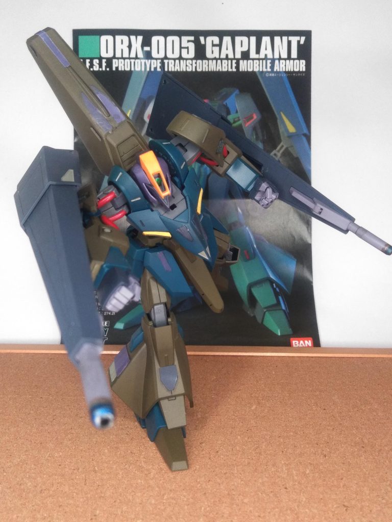 此方がビームライフル 😚手に持たなくてもライフルなのか❓😏