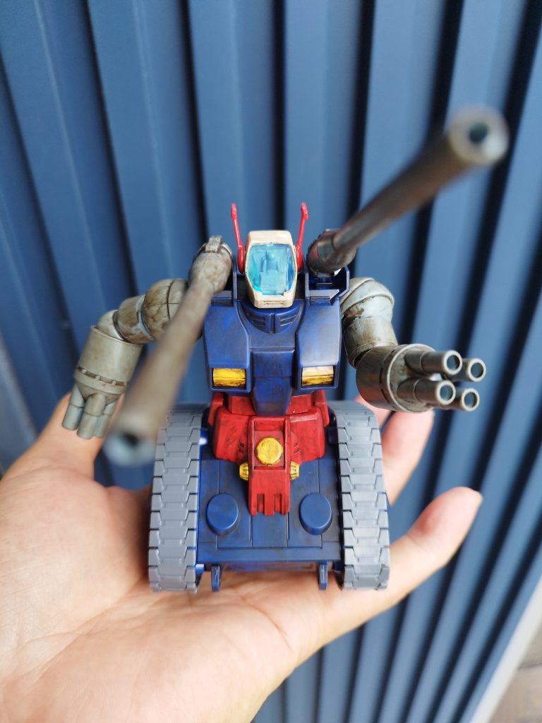 手乗りガンタンク(gundam-kao3)