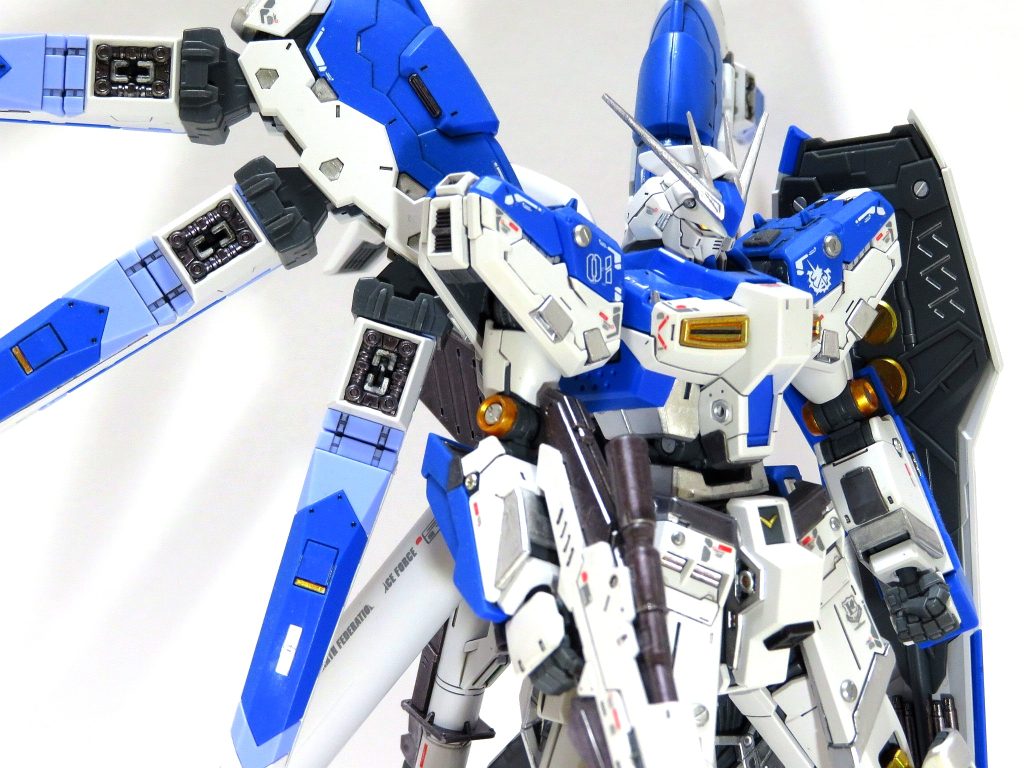 RG Hi-νガンダム+ハイパー・メガ・バズーカ・ランチャー–7枚目/制作者：らり～