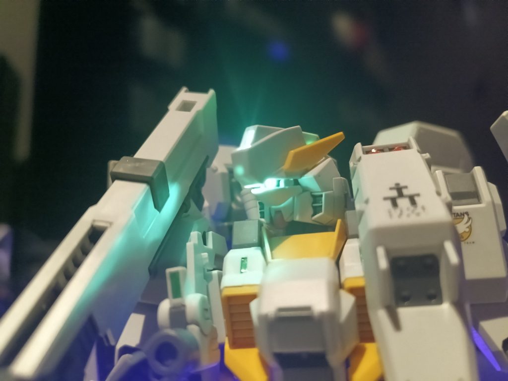 MG ヘイズル・アウスラ LED組込み