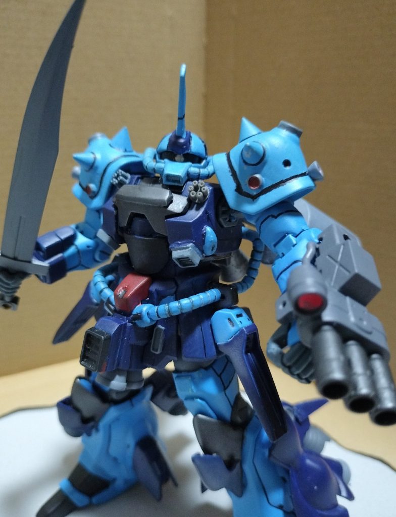 殺すぞこらぁ。ショルダーの角は機体制御用スラスターに。