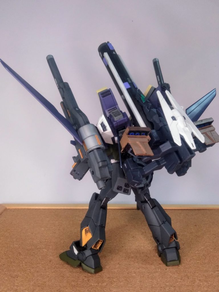 設定ではオーバーテクノロジーである『Black Hole エンジン(ブラックホールエンジン)』を搭載している『ヒュッケバイン30th』🤔💭じゃあコチラは『Buster Hall (バスターホール＝広大な空間を圧倒するという意味合い)エンジン』を搭載している事にしちゃいましょう 😤💨『超絶的な出力を発揮したエンジンで、前代未聞の破壊をモタラス事が可能』って事に・・・でも、コレじゃあ、普通かなぁ❓😣・・・『Broken Heart (ブレイクハート＝心を折る)エンジン』😃💡『超絶的な出力を発揮したエンジンで、前代未聞の破壊をモタラし、目撃した者に絶望を与える(Broken Heart)』って！感じにシヨウ 🤣🤣🤣