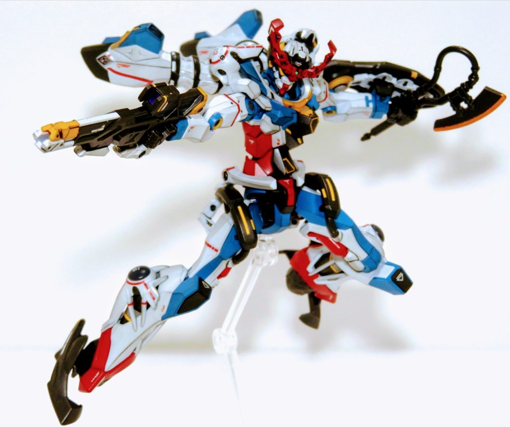 いつも水転写式デカールを貼りまくるクセがあるのですが、今回はほどほどに。