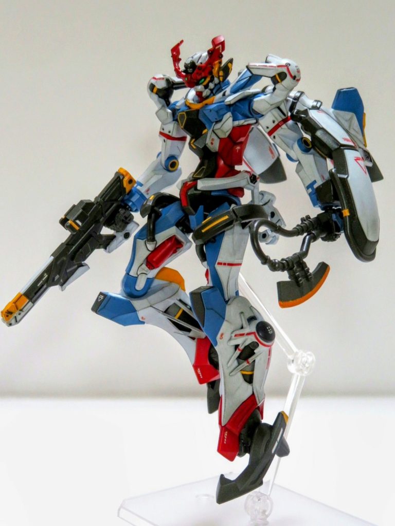 仕上げにパステルシャドウを全体的に施してあります。使用したのはヌーベルカレーパステル(ブラック)。なかなか良い感じの見た目になったと思います。