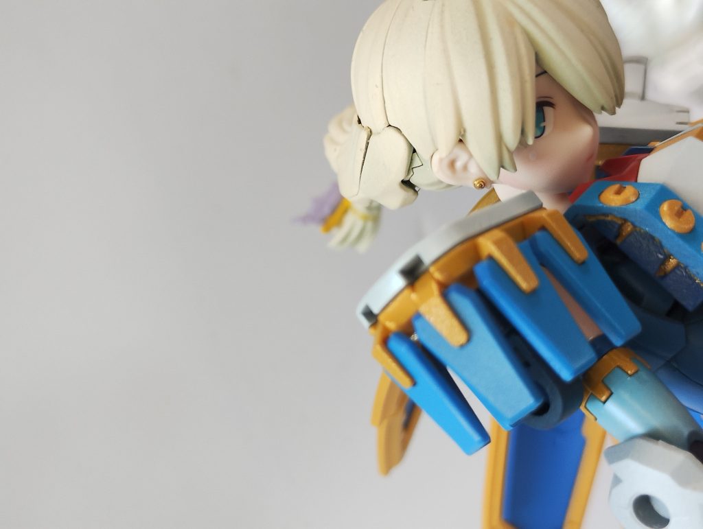 以上!ご覧いただきありがとうございました! さて次回……次回……。シャッフル同盟の最後の1体が未発表・未発売なんだよなあ…マスターは最近店頭で見たこともないし……「ノーベルをHGFCノーベルを使わずに再現」なんてちょっと考えないではないけれど……。