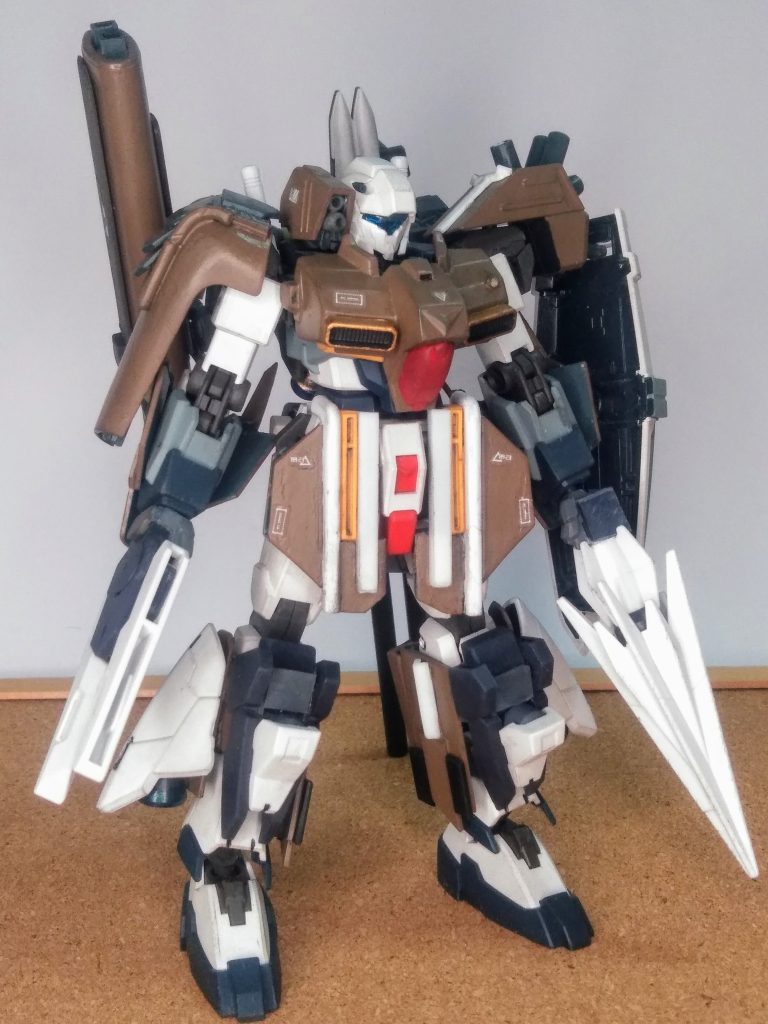 相も変わらず長文講釈を失礼しました 😌さて、本題‼️ご存知『プレミアムバンダイ』にて販売のコノ子 😃上ページ(3枚目)にある素体?の状態に装甲をクッ付ける仕様です 😁