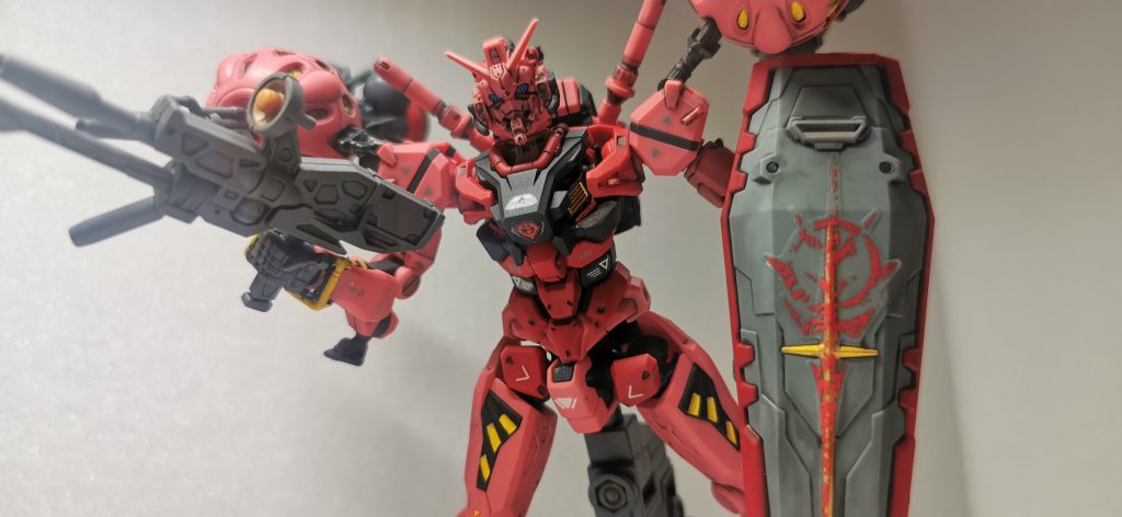 顔、怖いですねぇ…