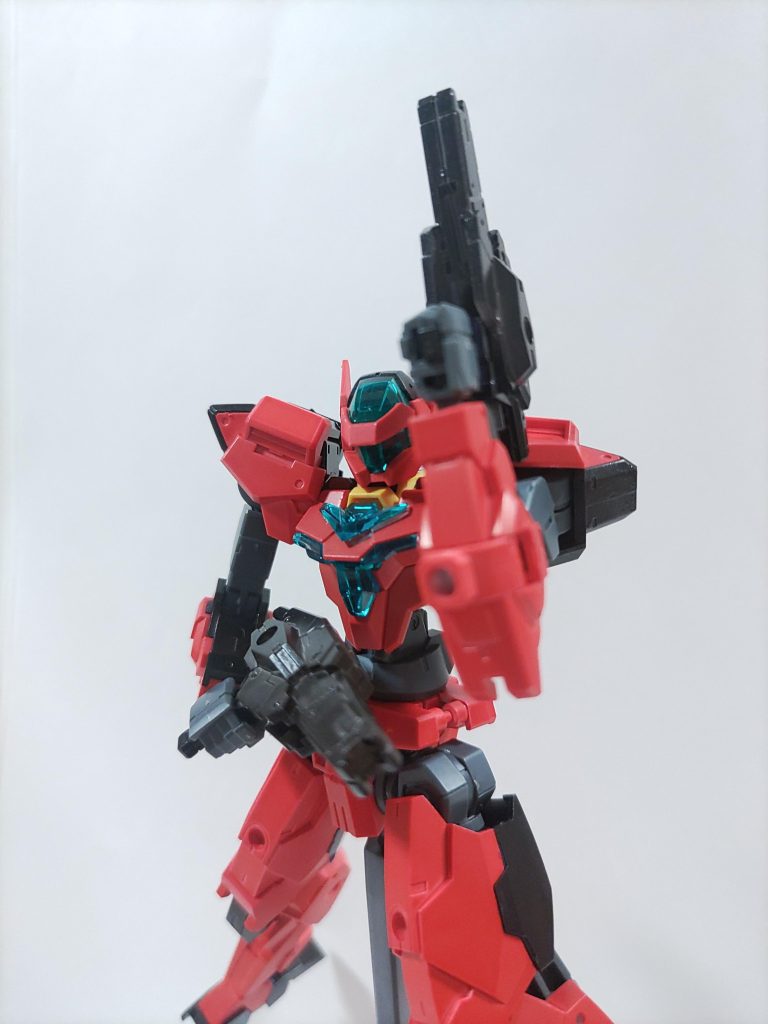 「火災現場で消火作業する」ので放水銃だそうです。