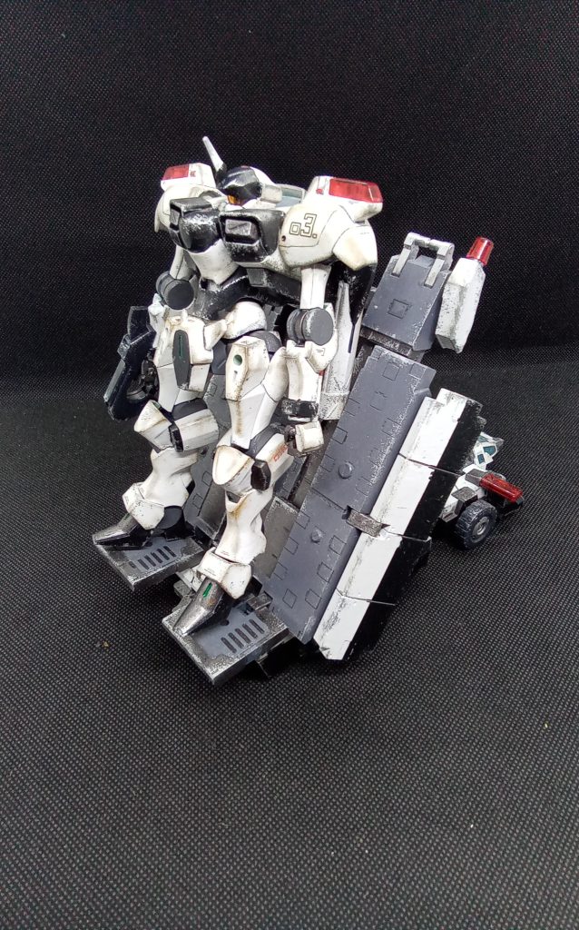 今回は改造はあまりしないで設定に近い塗装に・・と造っていましたが　こんな感じに仕上がりました♪ 