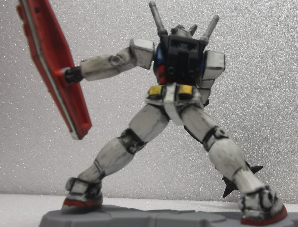 バックショット。対峙する敵役が欲しくなりますね。