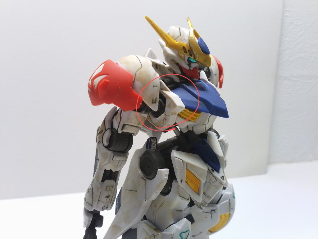 途中脇のパーツが逝ったけど　大丈夫(gundam-kao3)