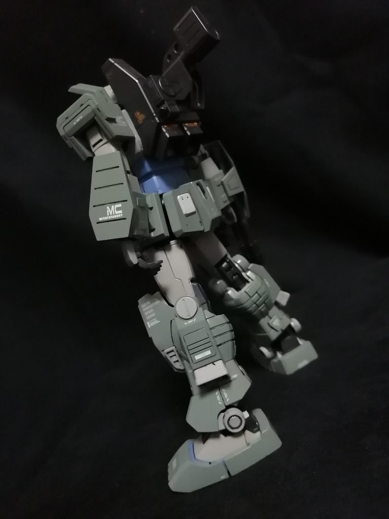 フルアーマーガンダム–2枚目/制作者：F3