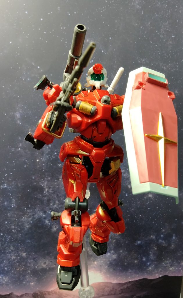 トップ写真のガンダムシールドこれが1番しっくりきたのでこのままにしてます