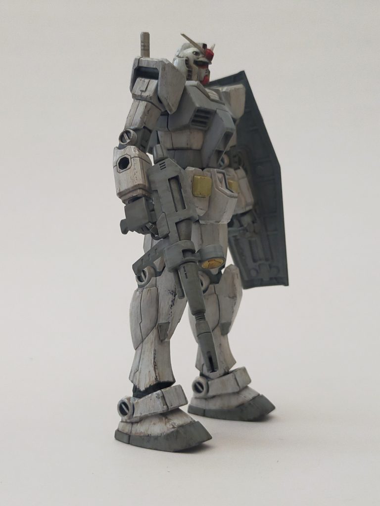 HG RX-78  素組み 筆塗り–2枚目/制作者：あmろ