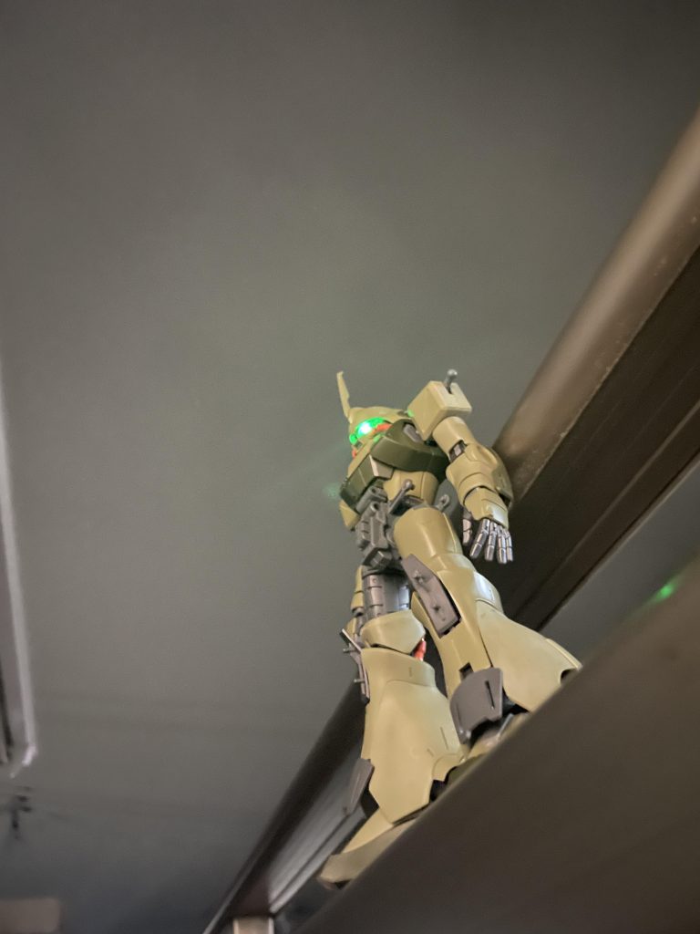 作品名：MGマラサイ作製中<p>マラサイ作製中です。パテとプラ板を使ってディテールも変更してます！ かっこよくなるかな…</p>