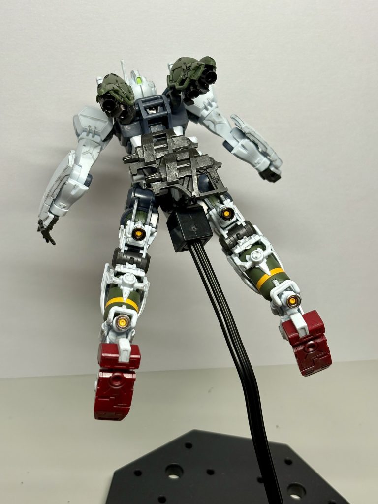 ふわっと漂う感じ。アクションベース買ったらスガイ機とのツーショットも撮影したい。