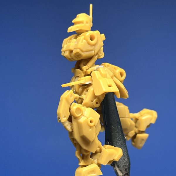 1機目と同時にパチ組は済ませていた2機目のザクキャノン。どうせだったらちゃんと作っちゃお、ということで旧キット箱絵ポーズに向けて動き始めました。走れ走れ！鬼門はビッグガンです。がんばります。・・・話は変わって。吉本プラモデル部のプラモ部セレクションにアーティファクトMk-Vを投稿しました。画像は上がりませんでしたが、名前と作品名だけは口頭でご紹介いただきました(ちなみに同時に蒼き鷹さんのドダイもw)コンテスト未出場の作品がどう評価されるんかなぁという欲を満たせたので良かったです。（2枚目）
