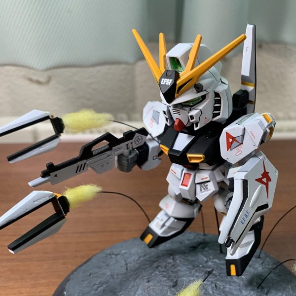 νガンダム(フィンファンネル射出)