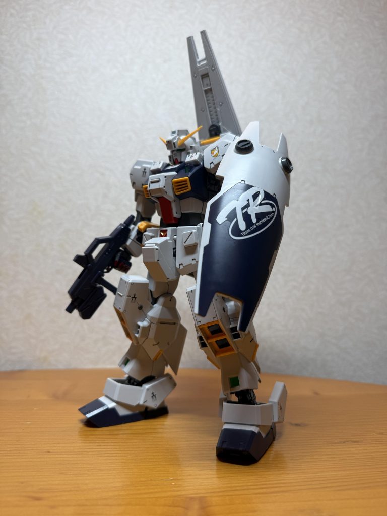 立ち水転写とスミ入れをしてます。あと所々塗ってたりします。ずっと欲しかったのもあってノリノリで作りました。