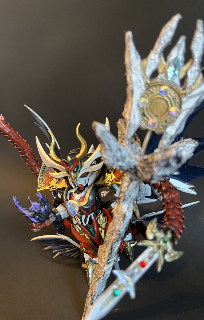 魔女王は消滅魔法ギガソーラを唱え始めた手のひらに獄炎が集まっていく