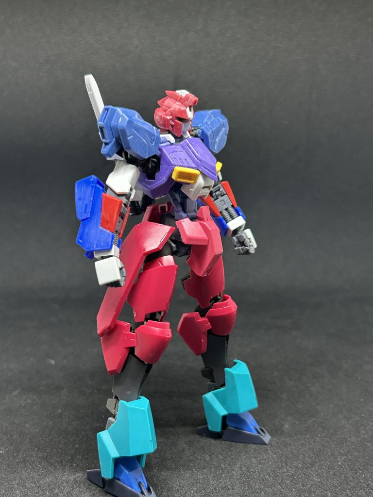 塗装前です、オプションパーツのジョイントが便利だなーと今更知りました。