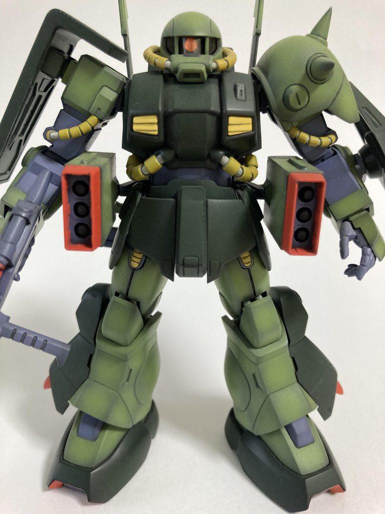 正面からこのイマイチどこ見てるのかわからない顔が好きです