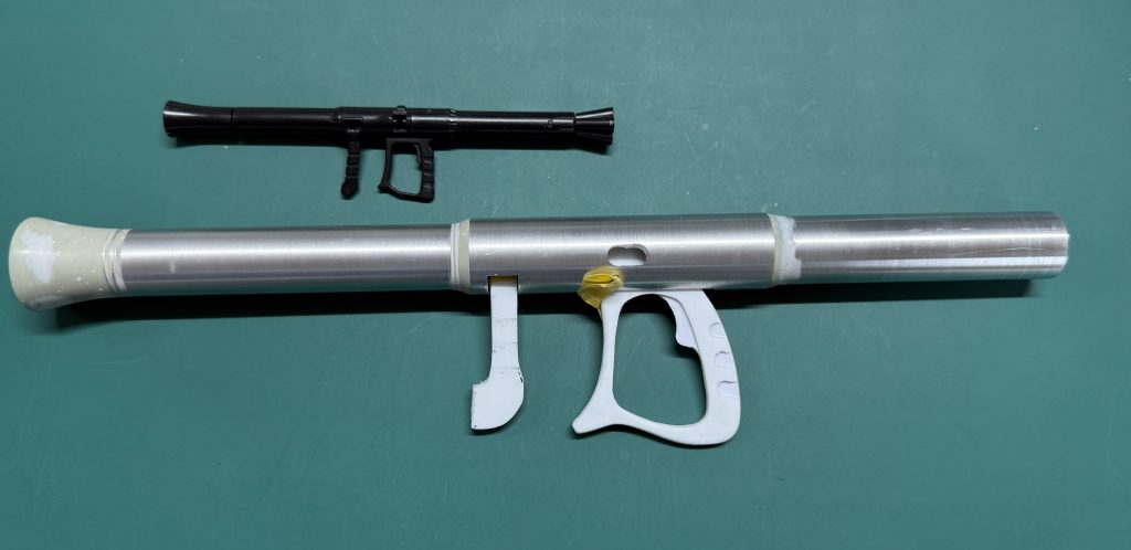 ザクバズーカ1/144との比較