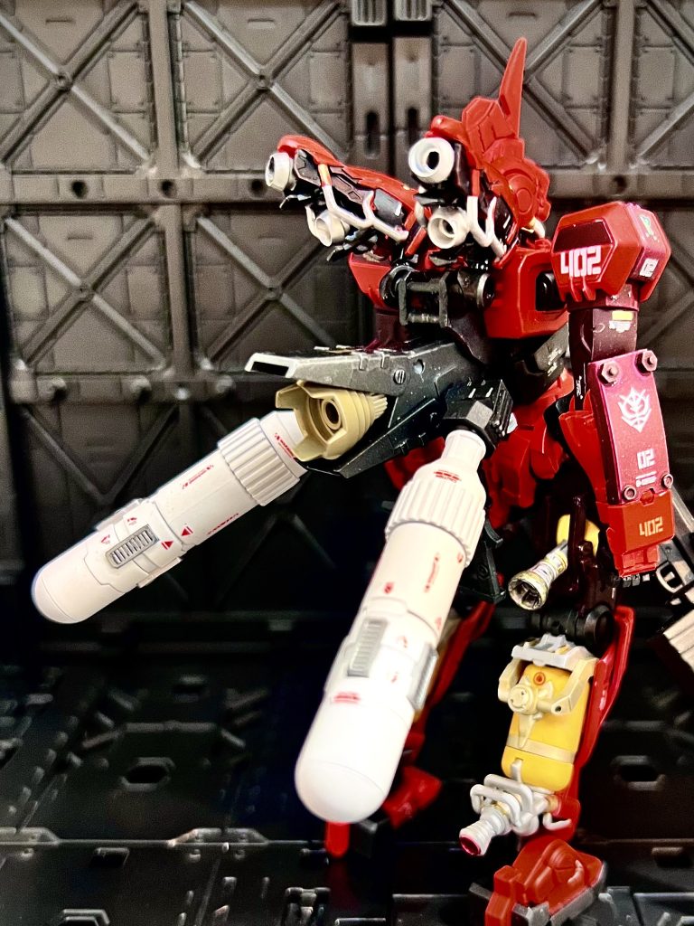 ゲルググ(GQ)ジョニー・ライデン機 Re–4枚目/制作者：OGNEK