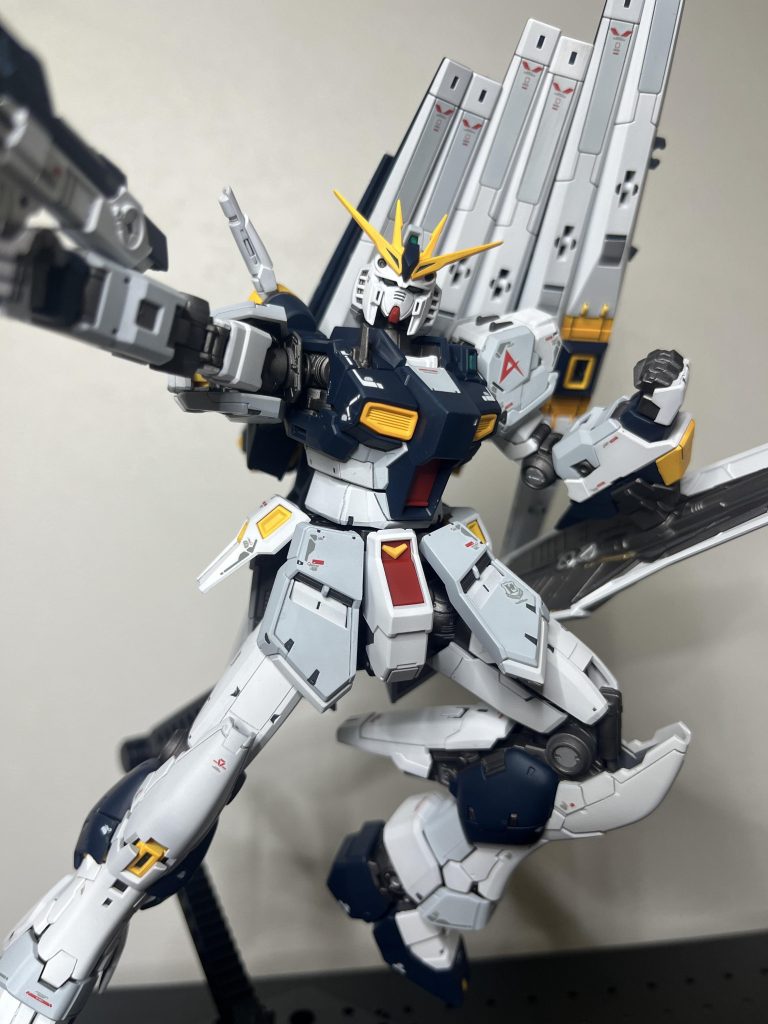 RG νガンダム　全塗装–3枚目/制作者：sasahata3