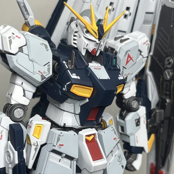 RG νガンダム　全塗装