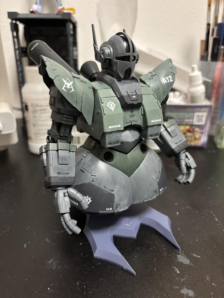 筆塗りジオング–2枚目/制作者：カーチャック