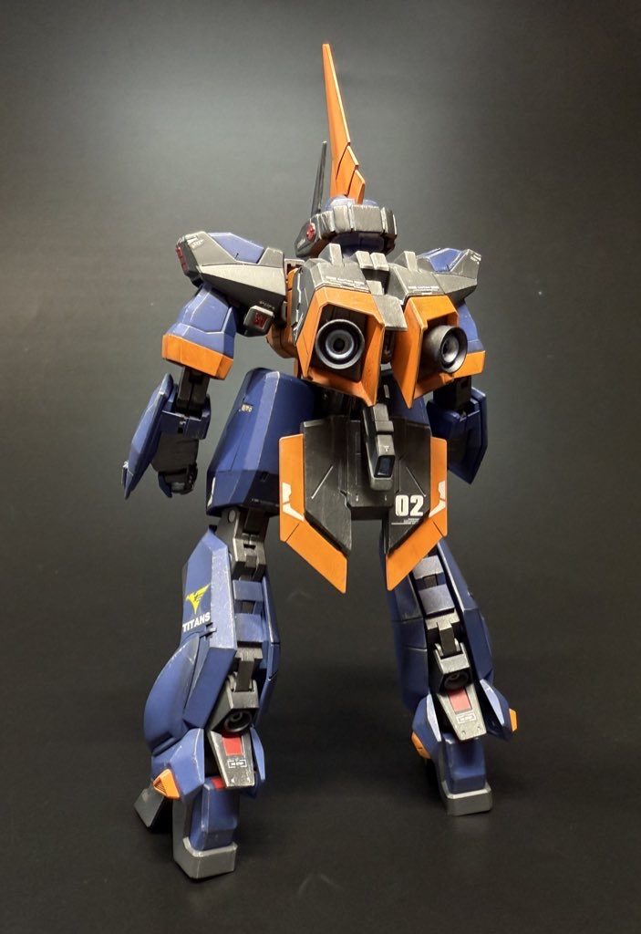 【ウェザリング】エナメルシルバーでドライブラシしてから、ウェザリングマスター(煤)でゴシゴシ。少し汚しが足りなかったかなぁ…もっとミリタリーミリタリーしたかったw