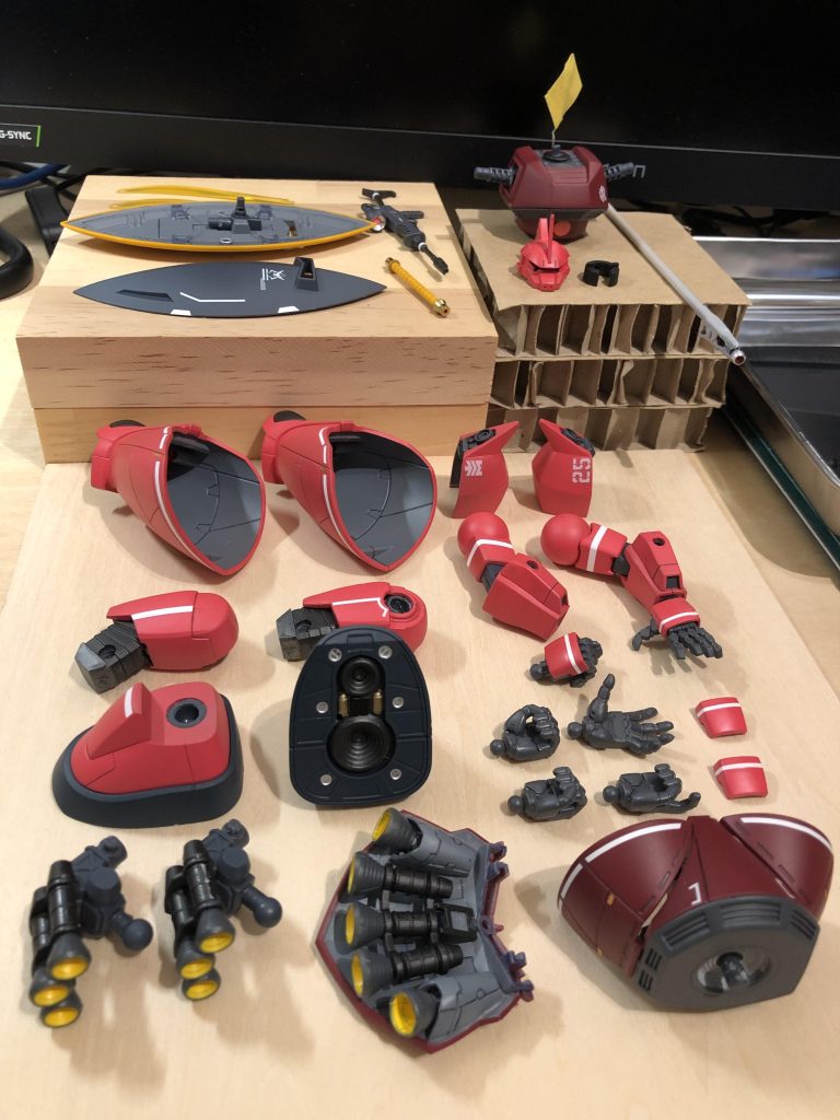 スカート内部のバーニアを1対追加してあります😀