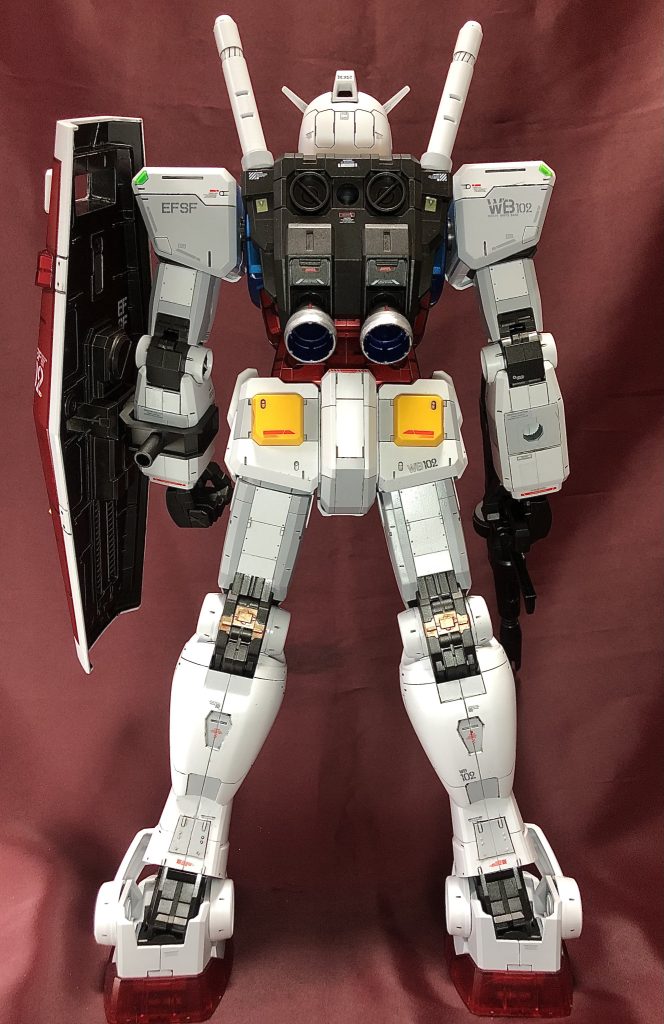 後ろから。所々筋彫りはみ出てるのですが🤣