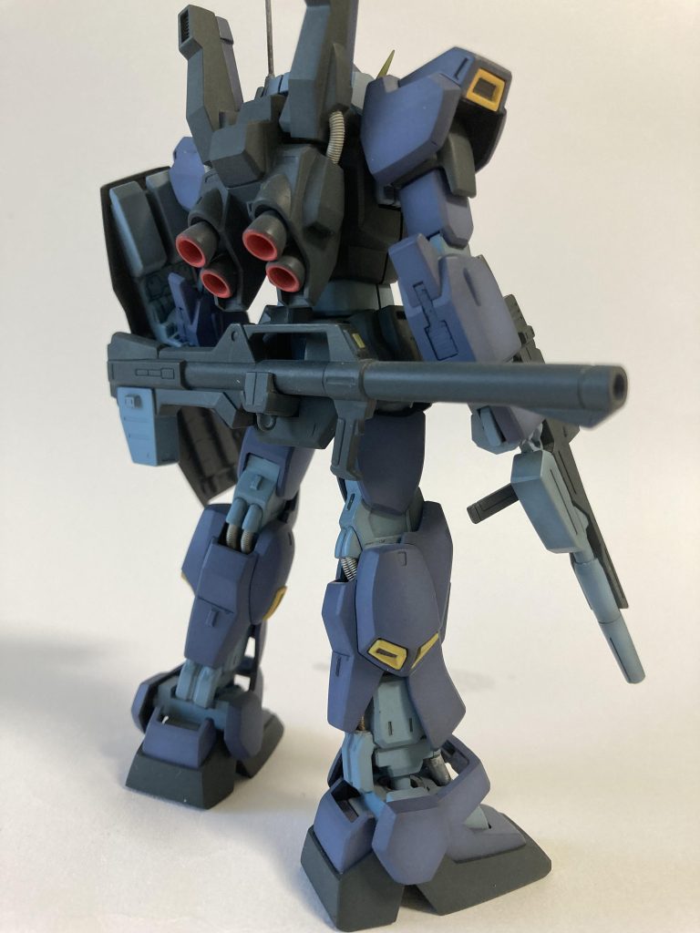 バズ付けたままだと棚に入れるときめっちゃ邪魔です