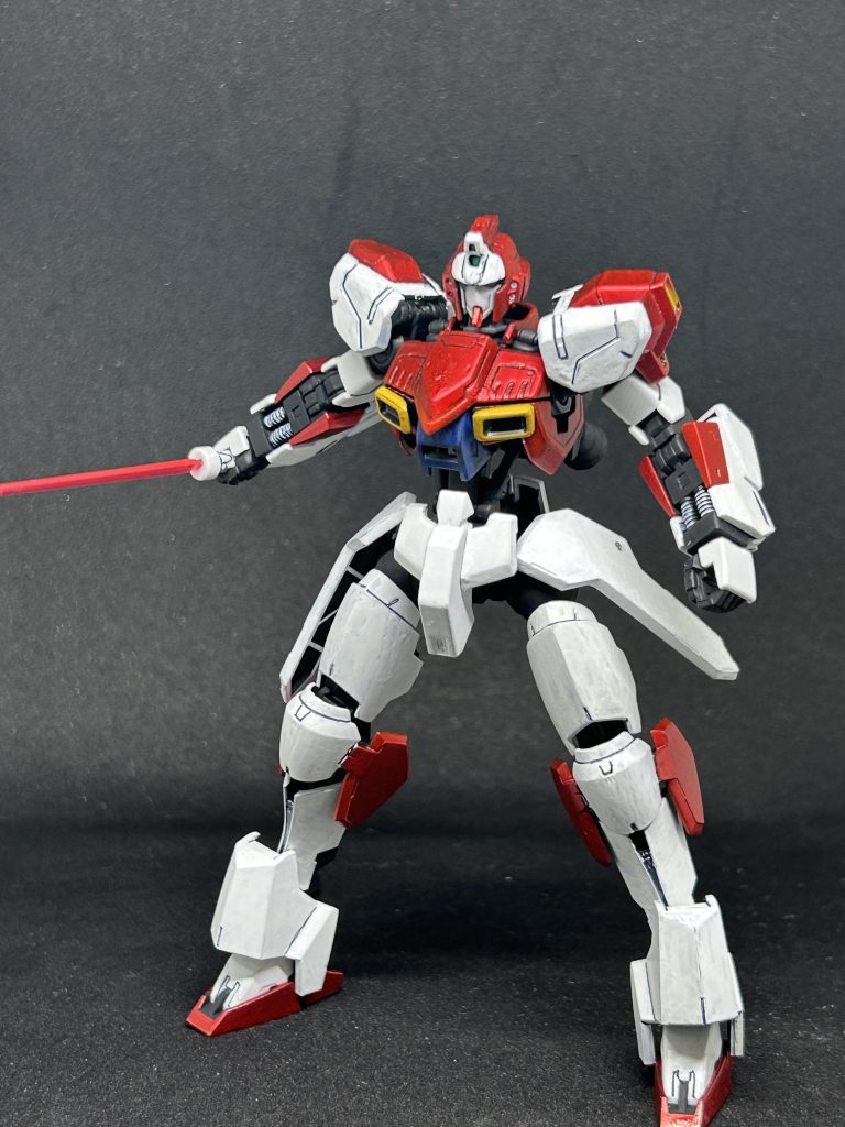 サーベル装備。コアガンダム系のをそのまま持つ感じです、鉄血キットメインだけど鉄血世界を意識して作ってないので持たせました。